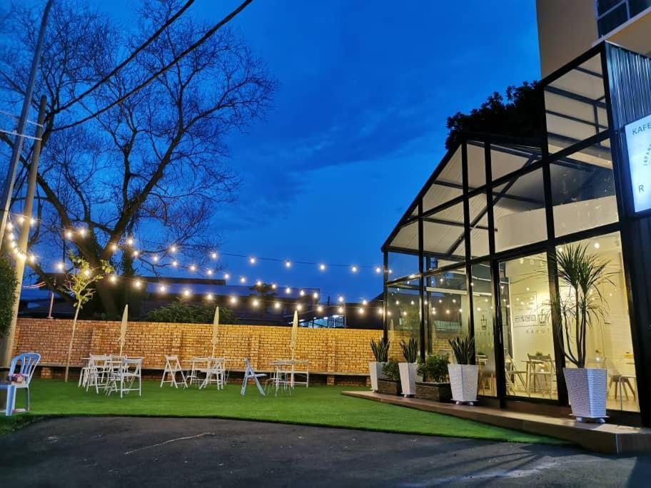 Mass Boutique Hotel Mentekab Bagian luar foto